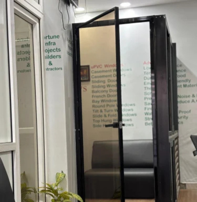 Aluminum slim section door